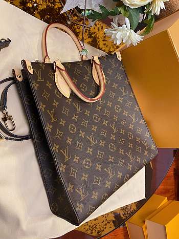 Colestore Louis Vuitton Sac Plat PM Monogram M45848 Size 30x10x31 cm