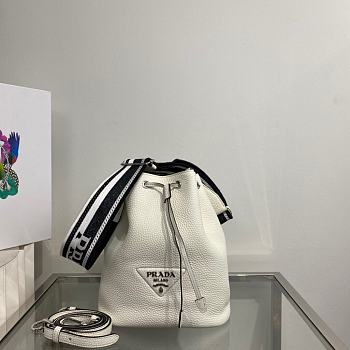 Prada White Leather bucket bag 1BE060 Size 20x25x14cm