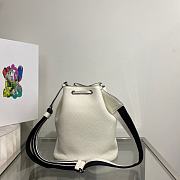 Prada White Leather bucket bag 1BE060 Size 20x25x14cm - 5