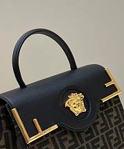 Fendi Fendace La Medusa Medium Handbag 25x15x22 cm - 5