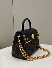 Fendi Fendace La Medusa Medium Handbag 25x15x22 cm - 4