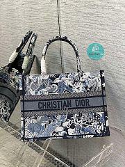 Dior Medium Book Tote Blue Multicolor 36cm - 1