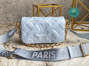 Louis Vuiiton Wallet On Strap Bubblegram M81399 Blue 20cm