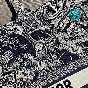 Dior Book Tote Tiger Embroidery Size 42cm - 2