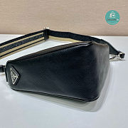 Prada Saffiano Prada Triangle Bag Black 2VH155 28x18x11 cm - 2