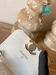 Chanel Clutch With Chain In White 81198 size 8.5×9.7×6cm - 3