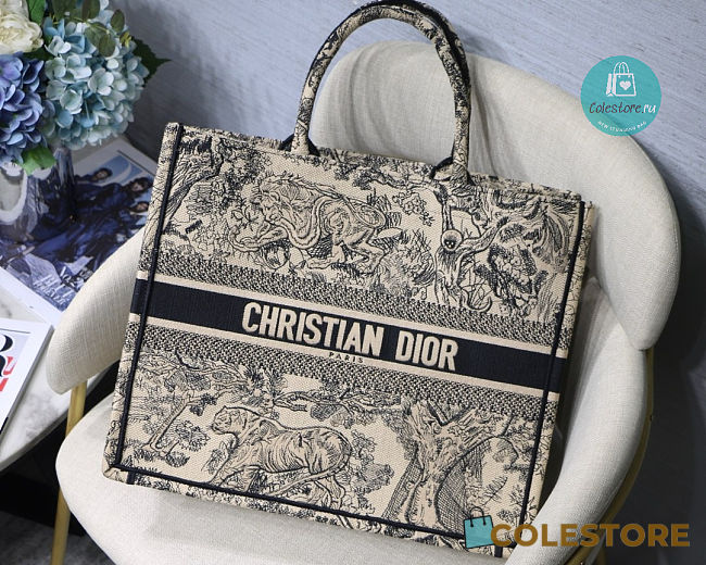 Large Dior Book Tote Blue Toile De Jouy Embroidery 42cm - 1