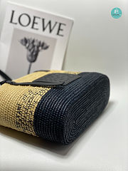 Loewe's lbiza Small Leather - Trimmed de'grade' Raffia Tote 30x21x11 cm - 4