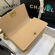 Chanel Medium Boy Chevron Nude 67086 25cm - 6