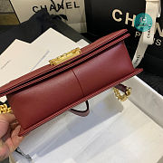 Chanel Medium Boy Chevrom Red 67086 25cm - 2