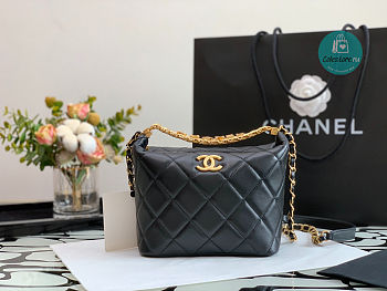 Chanel 22S Hobo Bag 18x21x12cm