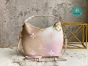 Louis Vuitton MARSHMALLOW M45698 24 x 22 x 13cm - 1