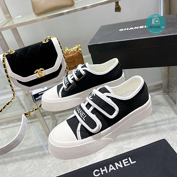 Chanel In Black Sneakers Canvas 