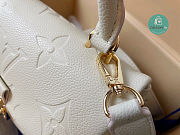 Louis Vuitton Madeleine BB Handbag In White 24x17x8.5 cm - 4
