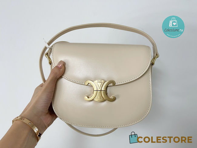 Celine Teen Besace Triomphe In Shiny Calfskin In White 19x16x8 cm - 1
