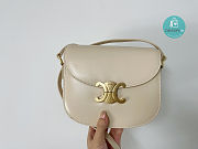 Celine Teen Besace Triomphe In Shiny Calfskin In White 19x16x8 cm - 6
