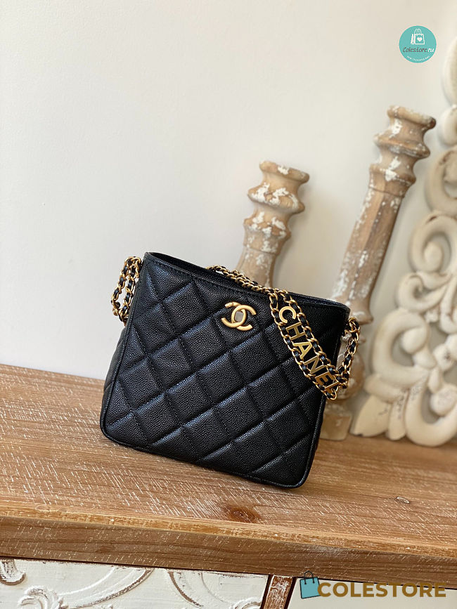 Chanel Hobo Small Handbag Caviar AS3223 16x19x8 cm - 1