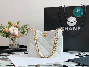 Chanel Hobo Small Handbag Caviar In White AS3223 16x19x8 cm