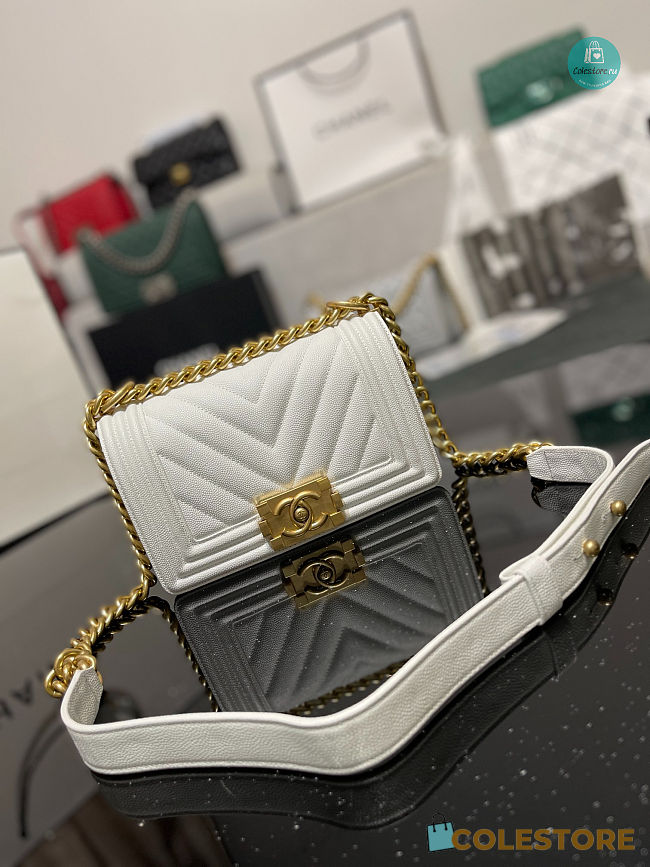 Chanel Boy Flap Bag White Chervon Calfskin 67085 Size 20cm - 1