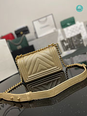 Chanel Boy Flap Bag Yellow Chervon Calfskin 67085 Size 20cm - 5