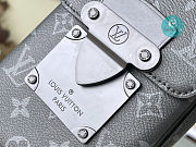 Louis Vuitton S-Lock Vertical Wearable Wallet M81522 Size 12x19x7 cm - 4