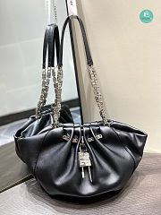 Givenchy Damen Small Kenny Shoulder Bag in White 32x22x17 cm - 1