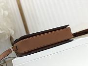 CELINE TRIOMPH IN BROWN 22X16.5X7 CM - 5