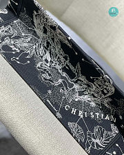 Medium Dior Book Tote Black Toile de Jouy Zodiac Embroidery M1296 36x27.5x16.5 cm - 6