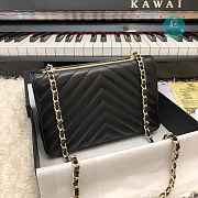Chanel Chevron Trendy CC WOC In Black 80983 19x3x12 cm - 2