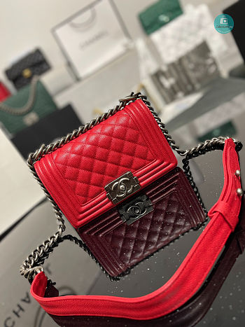 Chanel Boy Flap Bag In Red Chervon Calfskin 67085 Size 20cm