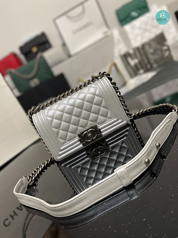 Chanel Boy Flap Bag In Silver Chervron Calfskin 67085 Size 20cm
