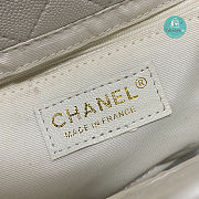 Chanel 22p White Gold Handle Graft Caviar Cowhide In White AS3335 30x18x10cm - 3