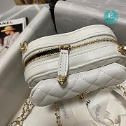 Chanel Heart Bag In White AS2784 13x12x5.5cm - 5