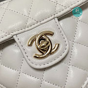 Chanel Heart Bag In White AS2784 13x12x5.5cm - 3