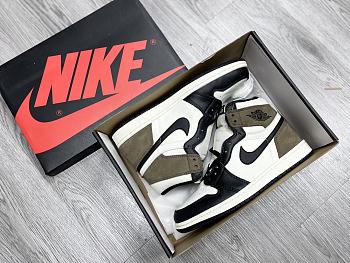 Travis Scott x Air Jordan 1 Retro High 