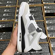 Air Jordan 4 Retro  - 4