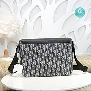 Dior Mini Saddle Messenger Bag In Black Oblique Jacquard And Black Grained Calfskin 35x24x6cm - 4