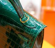 Hermes Kelly In Green Crocodile Leather 25 cm - 2