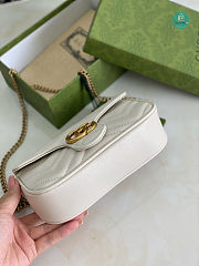 Gucci Marmont Matelasse Chevron Leather Mini Bag In White 18×11×5 cm - 3