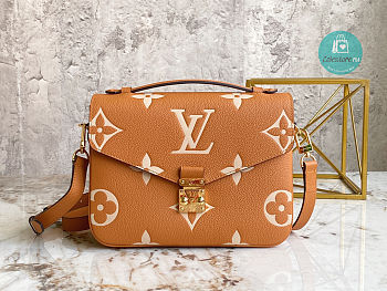 Louis Vuitton Pochette Metis In Beige 25x9x19 cm
