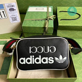 Adidas x Gucci Small Shoulder Bag In Black Leather 25x16x9.5 cm
