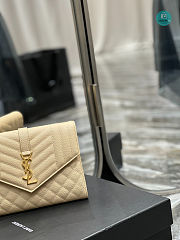 YSL Monogram Chain Wallet In Mix Matelassé Grain De Poudre Embossed Leather Beige 21×6×3 cm - 2