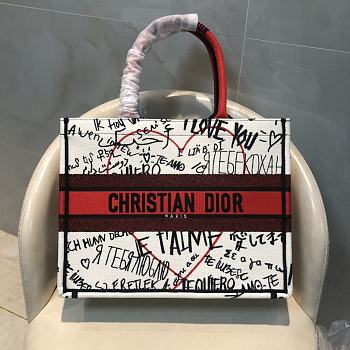 Christian Dior Book Tote 41.5 x 35 x 18 CM