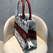 Christian Dior Book Tote 41.5 x 35 x 18 CM - 4