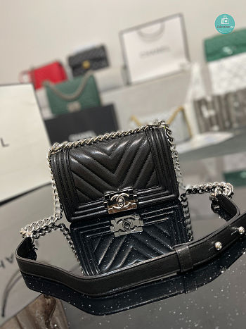 Chanel Boy Flap Bag Black Chevron Calfskin Silver Hardware Size 20cm