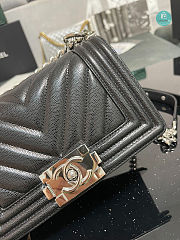 Chanel Boy Flap Bag Black Chevron Calfskin Silver Hardware Size 20cm - 2