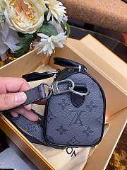 Louis Vuitton Keepall XS Black 21 x 12 x 9 cm - 2