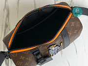 Louis Vuitton Monogram Friends City Keepall 27x17x13 cm - 2