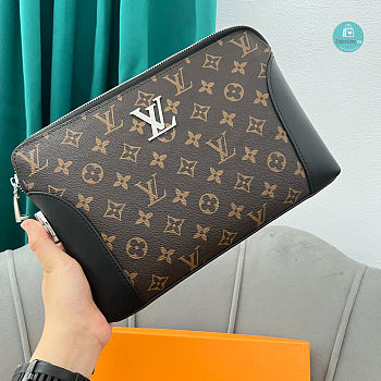 Louis Vuitton Clutch Bag 28x19x3.5 cm