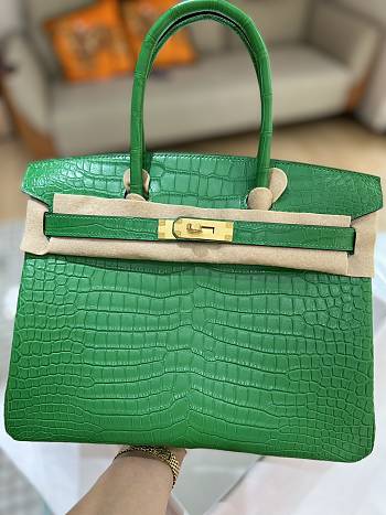 Hermes Birkin Matte Crocodile In Green 30cm 